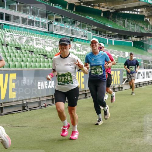 13.09.2026 - 21. swb-Marathon Bremen Michael Burmester http://msf.ph/oto/10436747 13.09.2026 13:05:49 Laufen im Stadion 109, 178, 217, 244, 287, 303, 323, 394, 430, 454, 536, 565, 578, 613, 647, 784, 891, 900, 1073, 1205, 1239, 1243, 1274, 1307, 1308, 1365, 1373, 1380, 1456, 1533, 1574, 1581, 1627, 1656, 1687, 1780, 1823, 1848, 1909, 1914, 1932, 1941, 2023, 2076, 2089, 2126, 2241, 2244, 2265, 2275, 2301, 2310, 2355, 2356, 2393, 2430, 2452, 2464, 2602, 2723, 2742, 2764, 2867, 2872, 2902, 2910, 2919, 2957, 2959, 2985, 3030, 3115, 3217, 3278, 3320, 3343, 3419, 3444, 3485, 3909 meine-sportfotos.de