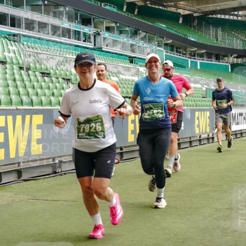 13.09.2026 - 21. swb-Marathon Bremen Michael Burmester http://msf.ph/oto/10436808 13.09.2026 13:05:49 Laufen im Stadion 109, 178, 217, 244, 287, 303, 323, 394, 430, 454, 536, 565, 578, 613, 647, 784, 891, 900, 1073, 1205, 1239, 1243, 1274, 1307, 1308, 1365, 1373, 1380, 1456, 1533, 1574, 1581, 1627, 1656, 1687, 1780, 1823, 1848, 1909, 1914, 1932, 1941, 2023, 2076, 2089, 2126, 2241, 2244, 2265, 2275, 2301, 2310, 2355, 2356, 2393, 2430, 2452, 2464, 2602, 2723, 2742, 2764, 2867, 2872, 2902, 2910, 2919, 2957, 2959, 2985, 3030, 3115, 3217, 3278, 3320, 3343, 3419, 3444, 3485, 3909 meine-sportfotos.de