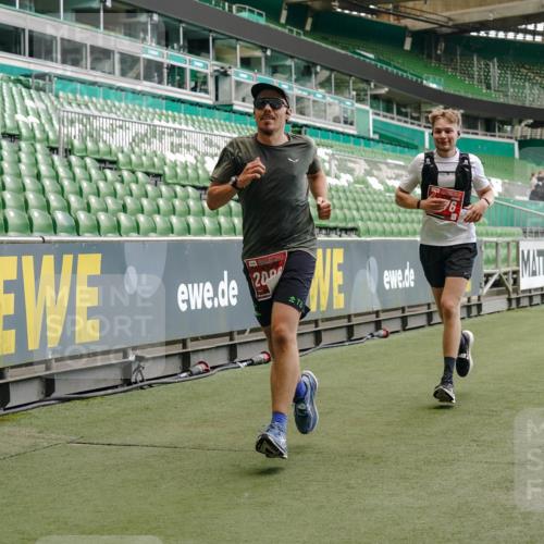 13.09.2026 - 21. swb-Marathon Bremen Michael Burmester http://msf.ph/oto/10436978 13.09.2026 12:39:30 Laufen im Stadion 277, 346, 453, 807, 901, 1118, 1248, 1320, 1323, 1379, 1472, 1508, 1540, 1576, 1587, 1717, 1751, 1758, 1795, 1800, 1852, 1911, 2049, 2099, 2141, 2352, 3080, 3606, 3744, 5160, 5163, 5912, 6112, 6630, 7118, 7650, 8077, 8467, 9399, 9522, 9617, 9630, 10034, 13080, 365, 850, 1288, 1485, 1550, 1875, 1993, 4232, 7692, 7768, 8075, 13033 meine-sportfotos.de