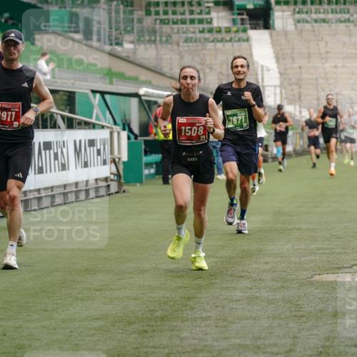 13.09.2026 - 21. swb-Marathon Bremen Michael Burmester http://msf.ph/oto/10437064 13.09.2026 12:39:36 Laufen im Stadion 277, 346, 453, 807, 862, 901, 1248, 1320, 1323, 1379, 1472, 1508, 1540, 1576, 1587, 1717, 1751, 1758, 1795, 1800, 1852, 1911, 1950, 2049, 2099, 2141, 2352, 3080, 3606, 3744, 5160, 5163, 5912, 6112, 6630, 7118, 7650, 8077, 8467, 9399, 9630, 10034, 13080, 365, 850, 1288, 1485, 1550, 1583, 1875, 1993, 2073, 3617, 4232, 7244, 7692, 7768, 8075, 13033 meine-sportfotos.de