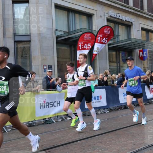 13.09.2026 - 21. swb-Marathon Bremen Strokosch-Dieckow http://msf.ph/oto/10437230 13.09.2026 13:14:42 Ziel 889, 1510, 1664, 1748, 2383, 3057, 3175, 3206, 3357, 3504, 3717, 4226, 4382, 4569, 4968, 4992, 5149, 5294, 5298, 5315, 5385, 5417, 5471, 5649, 5796, 6351, 6379, 6404, 6472, 6521, 6528, 6717, 6902, 7190, 7432, 7515, 8238, 8409, 9253, 9338, 9363, 9523, 9797, 13139, 13141, 199, 376, 469, 615, 616, 1043, 1125, 1455, 1492, 1814, 2251, 2847, 2971, 2997, 3012, 3085, 3175, 3821, 3834, 4097, 4246, 4452, 4586, 4685, 5239, 5794, 5836, 5962, 6130, 6506 meine-sportfotos.de