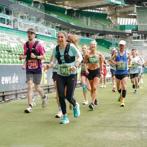 13.09.2026 - 21. swb-Marathon Bremen Michael Burmester http://msf.ph/oto/10437244 13.09.2026 13:05:55 Laufen im Stadion 109, 178, 217, 244, 287, 303, 310, 323, 372, 394, 430, 454, 536, 565, 578, 613, 647, 784, 891, 900, 1073, 1083, 1205, 1239, 1243, 1274, 1307, 1308, 1365, 1373, 1380, 1437, 1456, 1533, 1545, 1574, 1581, 1627, 1656, 1687, 1780, 1823, 1848, 1909, 1914, 1932, 1941, 2023, 2076, 2089, 2126, 2241, 2244, 2265, 2275, 2301, 2310, 2355, 2356, 2393, 2430, 2452, 2464, 2602, 2723, 2742, 2764, 2867, 2902, 2910, 2919, 2957, 2959, 2985, 3030, 3115, 3217, 3278, 3320, 3343, 3419, 3444, 3485 meine-sportfotos.de