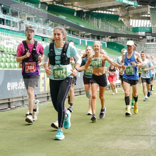 13.09.2026 - 21. swb-Marathon Bremen Michael Burmester http://msf.ph/oto/10437314 13.09.2026 13:05:56 Laufen im Stadion 109, 178, 217, 244, 287, 303, 310, 323, 372, 394, 430, 454, 536, 565, 578, 613, 647, 784, 891, 900, 1073, 1083, 1205, 1239, 1243, 1274, 1307, 1308, 1365, 1373, 1380, 1437, 1456, 1533, 1545, 1574, 1581, 1627, 1656, 1687, 1780, 1823, 1848, 1909, 1914, 1932, 1941, 2023, 2076, 2089, 2126, 2241, 2244, 2265, 2275, 2301, 2310, 2355, 2356, 2393, 2430, 2452, 2464, 2602, 2707, 2723, 2742, 2764, 2867, 2902, 2910, 2919, 2957, 2959, 2985, 3030, 3115, 3217, 3278, 3320, 3343, 3419, 3444, 3485 meine-sportfotos.de