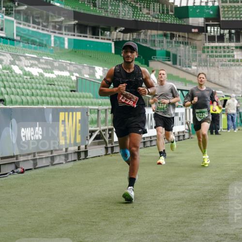 13.09.2026 - 21. swb-Marathon Bremen Michael Burmester http://msf.ph/oto/10437336 13.09.2026 12:39:51 Laufen im Stadion 126, 277, 453, 807, 862, 901, 912, 1136, 1248, 1320, 1323, 1379, 1472, 1508, 1540, 1576, 1587, 1717, 1751, 1758, 1795, 1800, 1852, 1860, 1901, 1911, 1950, 2049, 2099, 3744, 4381, 5160, 5163, 5912, 6201, 6630, 7118, 7671, 8467, 9630, 10034, 13080, 13224, 365, 850, 1288, 1385, 1485, 1550, 1583, 1875, 1993, 2073, 3617, 4232, 7244, 7692, 7768, 8075, 8729, 13033 meine-sportfotos.de
