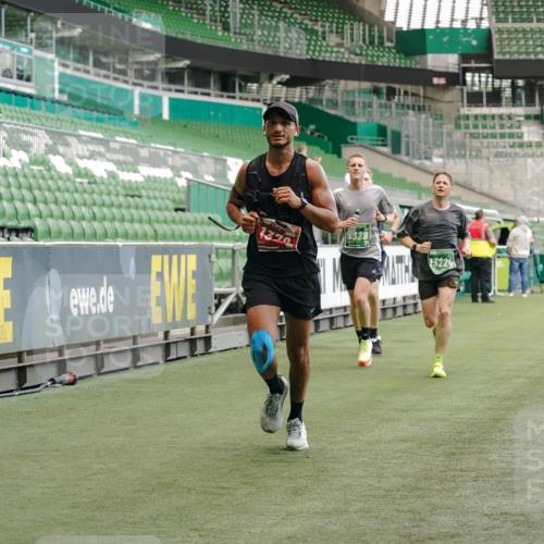 13.09.2026 - 21. swb-Marathon Bremen Michael Burmester http://msf.ph/oto/10437358 13.09.2026 12:39:51 Laufen im Stadion 126, 277, 453, 807, 862, 901, 912, 1136, 1248, 1320, 1323, 1379, 1472, 1508, 1540, 1576, 1587, 1717, 1751, 1758, 1795, 1800, 1852, 1860, 1901, 1911, 1950, 2049, 2099, 3744, 4381, 5160, 5163, 5912, 6201, 6630, 7118, 7671, 8467, 9630, 10034, 13080, 13224, 365, 850, 1288, 1385, 1485, 1550, 1583, 1875, 1993, 2073, 3617, 4232, 7244, 7692, 7768, 8075, 8729, 13033 meine-sportfotos.de