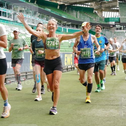 13.09.2026 - 21. swb-Marathon Bremen Michael Burmester http://msf.ph/oto/10437376 13.09.2026 13:05:57 Laufen im Stadion 109, 178, 217, 244, 287, 303, 310, 323, 372, 394, 430, 454, 536, 565, 578, 613, 647, 784, 891, 900, 1073, 1083, 1205, 1239, 1243, 1274, 1307, 1308, 1365, 1373, 1380, 1437, 1456, 1533, 1545, 1574, 1581, 1627, 1656, 1687, 1780, 1823, 1848, 1909, 1914, 1932, 1941, 2023, 2076, 2089, 2126, 2241, 2244, 2265, 2275, 2301, 2310, 2355, 2356, 2393, 2430, 2452, 2464, 2602, 2707, 2723, 2742, 2764, 2867, 2902, 2910, 2919, 2957, 2959, 2985, 3030, 3115, 3217, 3278, 3320, 3343, 3419, 3444, 3485 meine-sportfotos.de