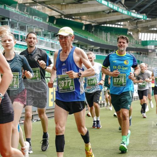 13.09.2026 - 21. swb-Marathon Bremen Michael Burmester http://msf.ph/oto/10437466 13.09.2026 13:05:58 Laufen im Stadion 109, 178, 217, 244, 287, 303, 310, 323, 372, 394, 430, 454, 536, 578, 613, 647, 784, 831, 891, 900, 1073, 1083, 1205, 1239, 1243, 1274, 1307, 1308, 1365, 1380, 1437, 1456, 1533, 1545, 1574, 1581, 1627, 1656, 1687, 1780, 1823, 1848, 1909, 1914, 1932, 1941, 2023, 2076, 2089, 2126, 2241, 2244, 2265, 2275, 2301, 2310, 2355, 2356, 2393, 2430, 2452, 2464, 2602, 2707, 2723, 2742, 2764, 2867, 2902, 2910, 2919, 2957, 2959, 2985, 3030, 3115, 3278, 3320, 3343, 3444, 3485 meine-sportfotos.de