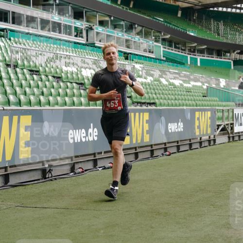 13.09.2026 - 21. swb-Marathon Bremen Michael Burmester http://msf.ph/oto/10437527 13.09.2026 12:39:56 Laufen im Stadion 126, 277, 453, 603, 640, 671, 735, 807, 862, 901, 912, 1136, 1248, 1320, 1323, 1379, 1472, 1508, 1540, 1576, 1587, 1717, 1751, 1758, 1795, 1800, 1852, 1860, 1901, 1911, 1930, 1950, 2049, 2099, 3744, 4381, 5160, 5163, 5912, 6201, 6630, 7118, 7671, 8467, 9329, 9630, 10034, 13080, 13224, 365, 850, 1288, 1385, 1485, 1550, 1583, 1754, 1875, 1993, 2073, 3617, 4232, 7244, 7692, 7768, 8075, 8729, 13033 meine-sportfotos.de