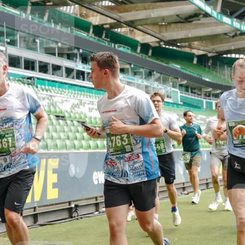 13.09.2026 - 21. swb-Marathon Bremen Michael Burmester http://msf.ph/oto/10437546 13.09.2026 13:06:00 Laufen im Stadion 109, 178, 217, 244, 287, 303, 310, 323, 372, 394, 430, 454, 536, 578, 613, 647, 784, 831, 891, 900, 1073, 1083, 1205, 1239, 1243, 1274, 1307, 1308, 1365, 1380, 1437, 1456, 1533, 1545, 1574, 1581, 1627, 1656, 1687, 1780, 1823, 1848, 1909, 1914, 1932, 1941, 2023, 2076, 2089, 2126, 2241, 2244, 2265, 2275, 2301, 2310, 2355, 2356, 2393, 2430, 2452, 2464, 2602, 2707, 2723, 2742, 2764, 2867, 2902, 2910, 2919, 2959, 2985, 3030, 3115, 3278, 3320, 3343, 3444, 3485 meine-sportfotos.de