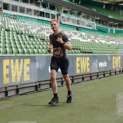 13.09.2026 - 21. swb-Marathon Bremen Michael Burmester http://msf.ph/oto/10437560 13.09.2026 12:39:56 Laufen im Stadion 126, 277, 453, 603, 640, 671, 735, 807, 862, 901, 912, 1136, 1248, 1320, 1323, 1379, 1472, 1508, 1540, 1576, 1587, 1717, 1751, 1758, 1795, 1800, 1852, 1860, 1901, 1911, 1930, 1950, 2049, 2099, 3744, 4381, 5160, 5163, 5912, 6201, 6630, 7118, 7671, 8467, 9329, 9630, 10034, 13080, 13224, 365, 850, 1288, 1385, 1485, 1550, 1583, 1754, 1875, 1993, 2073, 3617, 4232, 7244, 7692, 7768, 8075, 8729, 13033 meine-sportfotos.de