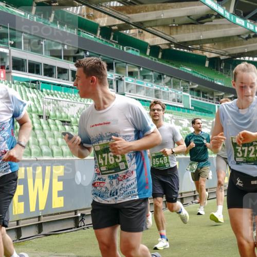13.09.2026 - 21. swb-Marathon Bremen Michael Burmester http://msf.ph/oto/10437566 13.09.2026 13:06:00 Laufen im Stadion 109, 178, 217, 244, 287, 303, 310, 323, 372, 394, 430, 454, 536, 578, 613, 647, 784, 831, 891, 900, 1073, 1083, 1205, 1239, 1243, 1274, 1307, 1308, 1365, 1380, 1437, 1456, 1533, 1545, 1574, 1581, 1627, 1656, 1687, 1780, 1823, 1848, 1909, 1914, 1932, 1941, 2023, 2076, 2089, 2126, 2241, 2244, 2265, 2275, 2301, 2310, 2355, 2356, 2393, 2430, 2452, 2464, 2602, 2707, 2723, 2742, 2764, 2867, 2902, 2910, 2919, 2959, 2985, 3030, 3115, 3278, 3320, 3343, 3444, 3485 meine-sportfotos.de