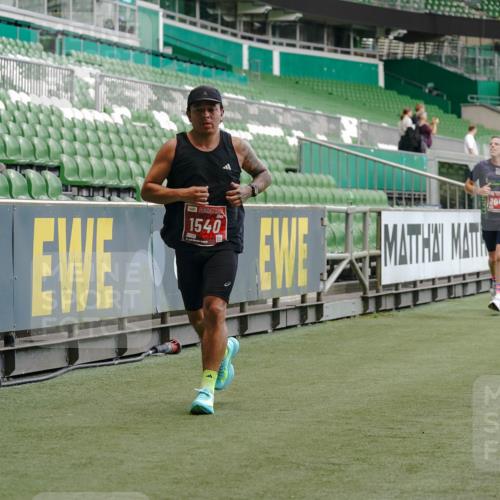 13.09.2026 - 21. swb-Marathon Bremen Michael Burmester http://msf.ph/oto/10437663 13.09.2026 12:40:07 Laufen im Stadion 126, 371, 453, 603, 640, 671, 735, 744, 807, 862, 901, 912, 1136, 1248, 1379, 1472, 1508, 1540, 1571, 1576, 1587, 1717, 1751, 1758, 1795, 1800, 1852, 1860, 1901, 1930, 1950, 2049, 2099, 3744, 4381, 5160, 5163, 5912, 6201, 6630, 7118, 7671, 8467, 9329, 9630, 10034, 13080, 13224, 365, 466, 658, 850, 1288, 1385, 1485, 1550, 1583, 1754, 1993, 2073, 2585, 3617, 4232, 7244, 7692, 7768, 8075, 8729, 13033 meine-sportfotos.de
