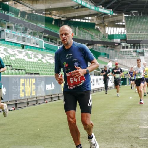 13.09.2026 - 21. swb-Marathon Bremen Michael Burmester http://msf.ph/oto/10437670 13.09.2026 13:06:02 Laufen im Stadion 109, 178, 217, 244, 287, 303, 310, 323, 372, 394, 430, 454, 536, 578, 613, 647, 784, 831, 891, 900, 1073, 1083, 1205, 1239, 1243, 1274, 1307, 1308, 1365, 1380, 1437, 1456, 1533, 1545, 1574, 1581, 1627, 1656, 1687, 1780, 1823, 1848, 1909, 1914, 1932, 1941, 2023, 2076, 2089, 2126, 2241, 2244, 2265, 2275, 2301, 2310, 2355, 2356, 2393, 2430, 2464, 2602, 2707, 2723, 2742, 2764, 2867, 2902, 2919, 2959, 2985, 3030, 3115, 3278, 3320, 3343, 3444, 3485 meine-sportfotos.de