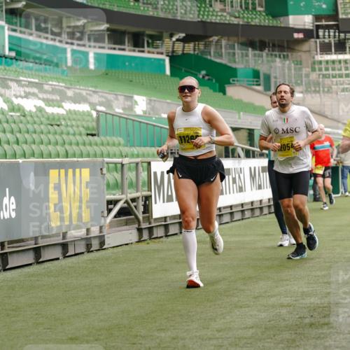 13.09.2026 - 21. swb-Marathon Bremen Michael Burmester http://msf.ph/oto/10437781 13.09.2026 10:26:46 Laufen im Stadion 10096, 10142, 10172, 10210, 10214, 10228, 10231, 10269, 10289, 10310, 10312, 10318, 10319, 10342, 10346, 10352, 10398, 10436, 10445, 10447, 10454, 10464, 10489, 10504, 10514, 10536, 10541, 10566, 10583, 10628, 10638, 10735, 10742, 10744, 10806, 10807, 10866, 10873, 10897, 10898, 10956, 10987, 10988, 10992, 11015, 11019, 11020, 11060, 11063, 11088, 11108, 11110, 11130, 11135, 11148, 11155, 11187, 11193, 11199, 11209, 11232, 11279, 11312, 11447 meine-sportfotos.de