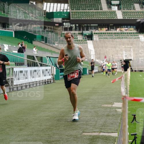 13.09.2026 - 21. swb-Marathon Bremen Michael Burmester http://msf.ph/oto/10437793 13.09.2026 12:40:16 Laufen im Stadion 126, 371, 453, 603, 640, 650, 671, 735, 744, 807, 862, 912, 1136, 1248, 1336, 1379, 1381, 1472, 1508, 1540, 1571, 1576, 1587, 1717, 1751, 1758, 1795, 1800, 1852, 1860, 1901, 1930, 1950, 2049, 2099, 3744, 4381, 4936, 5163, 5912, 6201, 6630, 7118, 7671, 8467, 9329, 9630, 10034, 13080, 13224, 365, 466, 658, 850, 1090, 1288, 1385, 1485, 1583, 1754, 1993, 2073, 2585, 3617, 7244, 7692, 7768, 8075, 8729, 13033 meine-sportfotos.de