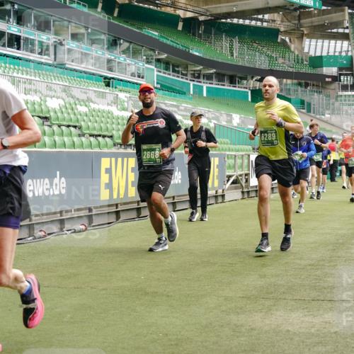 13.09.2026 - 21. swb-Marathon Bremen Michael Burmester http://msf.ph/oto/10437822 13.09.2026 13:06:06 Laufen im Stadion 109, 178, 217, 244, 287, 303, 310, 323, 372, 394, 430, 454, 536, 578, 613, 647, 784, 831, 891, 900, 1073, 1083, 1205, 1239, 1243, 1274, 1307, 1308, 1365, 1380, 1437, 1533, 1545, 1574, 1581, 1627, 1656, 1687, 1780, 1823, 1848, 1909, 1914, 1932, 1941, 2023, 2076, 2089, 2090, 2126, 2241, 2244, 2265, 2275, 2301, 2310, 2355, 2356, 2393, 2464, 2602, 2707, 2723, 2742, 2764, 2867, 2902, 2919, 2959, 2985, 3030, 3115, 3278, 3320, 3343, 3444, 3485 meine-sportfotos.de