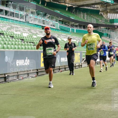 13.09.2026 - 21. swb-Marathon Bremen Michael Burmester http://msf.ph/oto/10437880 13.09.2026 13:06:06 Laufen im Stadion 109, 178, 217, 244, 287, 303, 310, 323, 372, 394, 430, 454, 536, 578, 613, 647, 784, 831, 891, 900, 1073, 1083, 1205, 1239, 1243, 1274, 1307, 1308, 1365, 1380, 1437, 1533, 1545, 1574, 1581, 1627, 1656, 1687, 1780, 1823, 1848, 1909, 1914, 1932, 1941, 2023, 2076, 2089, 2090, 2126, 2241, 2244, 2265, 2275, 2301, 2310, 2355, 2356, 2393, 2464, 2602, 2707, 2723, 2742, 2764, 2867, 2902, 2919, 2959, 2985, 3030, 3115, 3278, 3320, 3343, 3444, 3485 meine-sportfotos.de