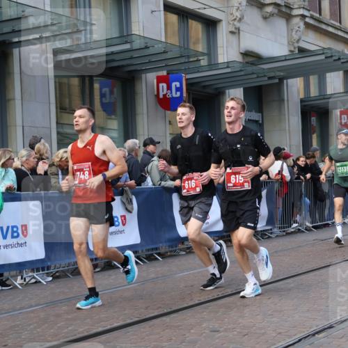 13.09.2026 - 21. swb-Marathon Bremen Strokosch-Dieckow http://msf.ph/oto/10437887 13.09.2026 13:14:57 Ziel 1664, 3357, 3743, 4111, 4382, 4646, 4992, 5003, 5149, 5294, 5385, 5417, 6011, 6351, 6521, 6526, 6717, 6773, 6902, 7190, 7346, 7432, 7497, 7515, 7717, 7730, 8086, 8254, 8255, 9253, 9338, 9363, 9483, 13137, 13139, 199, 615, 616, 889, 1455, 1510, 1748, 2251, 2383, 2847, 2971, 2997, 3012, 3057, 3175, 3206, 3504, 3717, 3834, 4097, 4226, 4246, 4569, 4586, 4968, 5239, 5298, 5315, 5471, 5649, 5796, 5962, 6379, 6404, 6472, 6528, 6717, 8238, 9523, 9797, 13141 meine-sportfotos.de