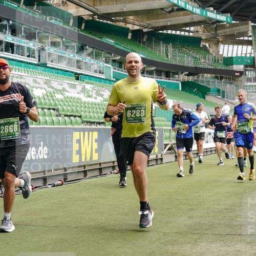 13.09.2026 - 21. swb-Marathon Bremen Michael Burmester http://msf.ph/oto/10437939 13.09.2026 13:06:07 Laufen im Stadion 109, 178, 217, 244, 287, 303, 310, 323, 372, 394, 430, 454, 536, 578, 613, 647, 784, 831, 891, 900, 1073, 1083, 1205, 1239, 1243, 1274, 1307, 1308, 1365, 1380, 1437, 1533, 1545, 1574, 1581, 1627, 1656, 1687, 1780, 1823, 1848, 1909, 1914, 1932, 1941, 2023, 2076, 2089, 2090, 2126, 2241, 2244, 2265, 2275, 2301, 2310, 2355, 2356, 2393, 2464, 2602, 2707, 2723, 2742, 2764, 2867, 2902, 2919, 2959, 2985, 3030, 3115, 3278, 3320, 3343, 3444, 3485 meine-sportfotos.de