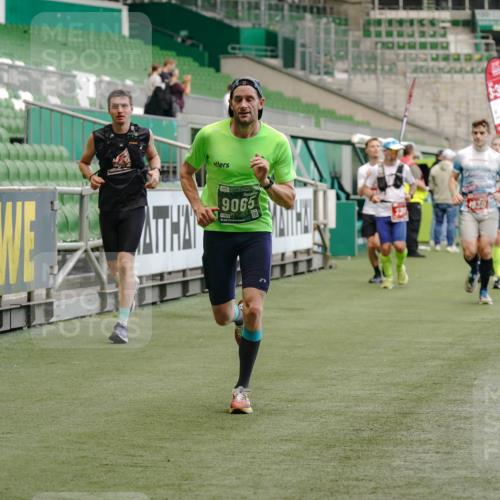 13.09.2026 - 21. swb-Marathon Bremen Michael Burmester http://msf.ph/oto/10438006 13.09.2026 12:40:28 Laufen im Stadion 126, 371, 453, 603, 640, 650, 671, 735, 744, 807, 862, 912, 957, 1136, 1336, 1379, 1381, 1508, 1540, 1571, 1614, 1758, 1795, 1797, 1800, 1852, 1860, 1901, 1930, 1950, 2049, 2099, 2986, 3744, 4381, 4936, 5912, 6201, 6630, 7118, 7671, 8065, 8467, 9065, 9329, 9630, 10034, 13080, 13224, 365, 466, 658, 850, 1090, 1288, 1385, 1485, 1583, 1754, 1993, 2073, 2585, 3617, 7244, 7768, 8075, 8729, 13033 meine-sportfotos.de
