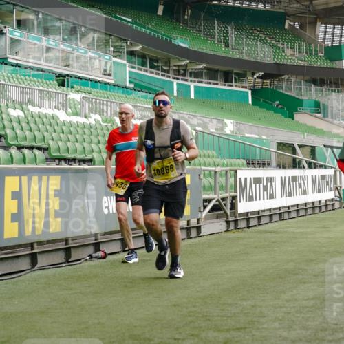 13.09.2026 - 21. swb-Marathon Bremen Michael Burmester http://msf.ph/oto/10438146 13.09.2026 10:26:53 Laufen im Stadion 10096, 10142, 10172, 10210, 10214, 10228, 10231, 10269, 10289, 10310, 10318, 10319, 10342, 10346, 10352, 10398, 10436, 10445, 10447, 10454, 10464, 10489, 10504, 10514, 10536, 10541, 10566, 10583, 10628, 10638, 10735, 10742, 10744, 10806, 10807, 10860, 10866, 10873, 10897, 10898, 10956, 10987, 10992, 11015, 11019, 11020, 11060, 11063, 11088, 11110, 11130, 11135, 11148, 11155, 11187, 11193, 11199, 11209, 11232, 11279, 11312, 11447 meine-sportfotos.de