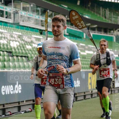 13.09.2026 - 21. swb-Marathon Bremen Michael Burmester http://msf.ph/oto/10438156 13.09.2026 12:40:35 Laufen im Stadion 126, 371, 453, 603, 640, 650, 671, 735, 744, 807, 862, 912, 957, 1136, 1336, 1379, 1381, 1508, 1540, 1571, 1614, 1795, 1797, 1800, 1852, 1860, 1901, 1930, 1950, 2049, 2099, 2986, 3744, 4381, 4399, 4795, 4936, 6201, 6630, 7118, 7671, 8065, 9065, 9329, 9630, 10034, 13080, 13224, 365, 466, 658, 850, 1090, 1288, 1385, 1485, 1583, 1604, 1754, 2073, 2585, 3617, 7244, 7768, 8075, 8729, 13033 meine-sportfotos.de