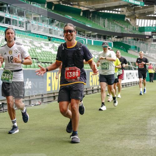 13.09.2026 - 21. swb-Marathon Bremen Michael Burmester http://msf.ph/oto/10438298 13.09.2026 13:06:13 Laufen im Stadion 109, 178, 217, 244, 287, 303, 310, 323, 372, 394, 430, 454, 536, 578, 613, 647, 784, 831, 891, 900, 1073, 1083, 1205, 1239, 1243, 1274, 1307, 1308, 1365, 1369, 1380, 1437, 1533, 1545, 1574, 1581, 1627, 1656, 1780, 1823, 1848, 1871, 1909, 1914, 1932, 1941, 2023, 2076, 2089, 2090, 2126, 2241, 2244, 2265, 2275, 2301, 2310, 2355, 2356, 2393, 2440, 2464, 2602, 2707, 2723, 2742, 2764, 2867, 2902, 2959, 2985, 3030, 3115, 3278, 3320, 3343, 3444, 3485 meine-sportfotos.de