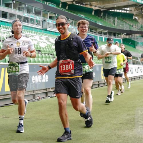 13.09.2026 - 21. swb-Marathon Bremen Michael Burmester http://msf.ph/oto/10438368 13.09.2026 13:06:13 Laufen im Stadion 109, 178, 217, 244, 287, 303, 310, 323, 372, 394, 430, 454, 536, 578, 613, 647, 784, 831, 891, 900, 1073, 1083, 1205, 1239, 1243, 1274, 1307, 1308, 1365, 1369, 1380, 1437, 1533, 1545, 1574, 1581, 1627, 1656, 1780, 1823, 1848, 1871, 1909, 1914, 1932, 1941, 2023, 2076, 2089, 2090, 2126, 2241, 2244, 2265, 2275, 2301, 2310, 2355, 2356, 2393, 2440, 2464, 2602, 2707, 2723, 2742, 2764, 2867, 2902, 2959, 2985, 3030, 3115, 3278, 3320, 3343, 3444, 3485 meine-sportfotos.de