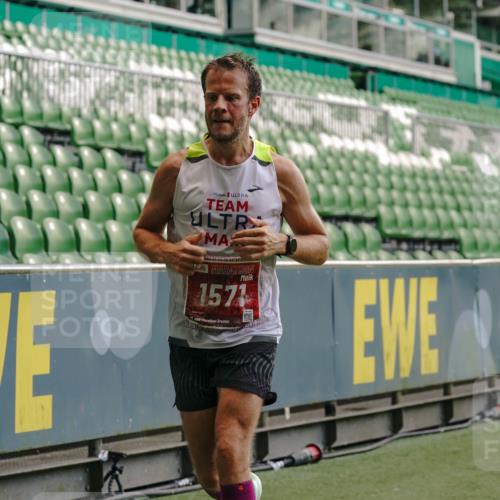 13.09.2026 - 21. swb-Marathon Bremen Michael Burmester http://msf.ph/oto/10438398 13.09.2026 12:40:44 Laufen im Stadion 126, 371, 453, 603, 640, 650, 671, 735, 744, 807, 862, 912, 957, 1136, 1336, 1379, 1381, 1508, 1540, 1571, 1614, 1797, 1852, 1860, 1901, 1930, 1950, 2049, 2099, 2986, 3744, 4381, 4399, 4795, 4936, 6201, 6630, 7118, 7671, 8065, 9065, 9329, 9630, 10034, 13080, 13224, 365, 466, 658, 895, 1090, 1118, 1288, 1385, 1485, 1583, 1604, 1754, 2073, 2585, 2670, 3617, 7244, 7768, 8075, 8729 meine-sportfotos.de