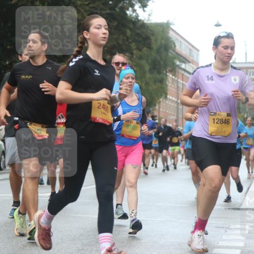 13.09.2026 - Kiel Lauf Markus Tischler http://msf.ph/oto/10438446 13.09.2026 11:50:53 Fleethörn 2460, 8101, 14, 38, 12846, 00, 38, 1073 meine-sportfotos.de