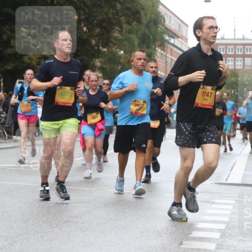 13.09.2026 - Kiel Lauf Markus Tischler http://msf.ph/oto/10438490 13.09.2026 11:51:04 Fleethörn 9128, 38, 4275, 1817, 2957, 38, 1747 meine-sportfotos.de