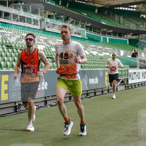 13.09.2026 - 21. swb-Marathon Bremen Michael Burmester http://msf.ph/oto/10438573 13.09.2026 12:40:53 Laufen im Stadion 126, 371, 453, 603, 640, 650, 671, 735, 744, 862, 912, 957, 1136, 1336, 1379, 1381, 1411, 1508, 1540, 1571, 1614, 1797, 1822, 1852, 1860, 1901, 1930, 1950, 2099, 2986, 3624, 3744, 4381, 4399, 4795, 4936, 6198, 6201, 6264, 6630, 7118, 7671, 8065, 9065, 9329, 9630, 10034, 13080, 13224, 346, 365, 466, 658, 895, 1090, 1118, 1288, 1385, 1485, 1583, 1604, 1754, 2073, 2141, 2585, 2670, 3617, 7244, 7768, 8729 meine-sportfotos.de