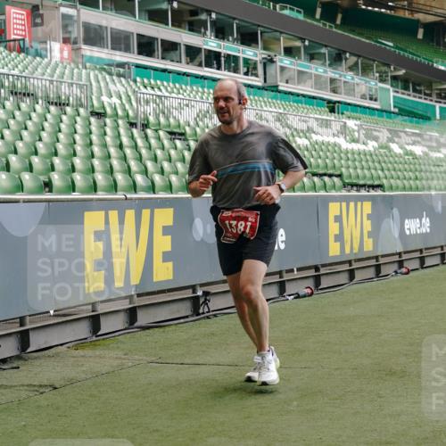 13.09.2026 - 21. swb-Marathon Bremen Michael Burmester http://msf.ph/oto/10438865 13.09.2026 12:41:11 Laufen im Stadion 126, 371, 453, 603, 640, 650, 671, 735, 744, 862, 912, 957, 1136, 1336, 1379, 1381, 1411, 1540, 1571, 1614, 1667, 1797, 1822, 1850, 1860, 1901, 1930, 1950, 2094, 2986, 3624, 4381, 4399, 4795, 4936, 6198, 6201, 6264, 6630, 7118, 7671, 8065, 9065, 9329, 10034, 13080, 13224, 277, 346, 466, 658, 895, 1090, 1118, 1320, 1385, 1485, 1583, 1604, 1754, 1911, 2073, 2141, 2352, 2585, 2670, 3080, 3606, 3617, 7244, 8729 meine-sportfotos.de