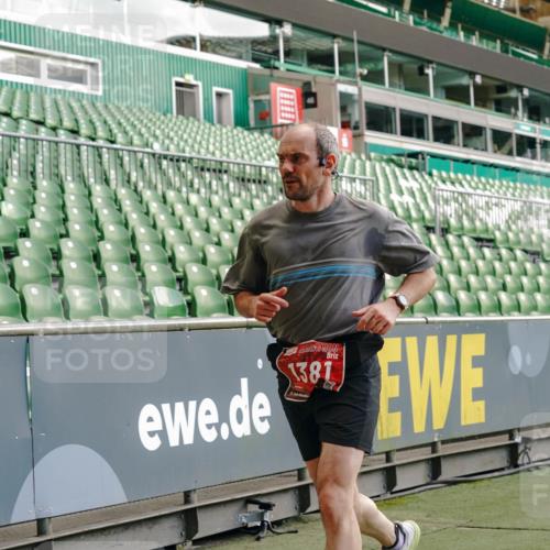13.09.2026 - 21. swb-Marathon Bremen Michael Burmester http://msf.ph/oto/10438884 13.09.2026 12:41:12 Laufen im Stadion 126, 371, 453, 603, 640, 650, 671, 735, 744, 862, 912, 957, 1136, 1336, 1379, 1381, 1411, 1540, 1571, 1614, 1667, 1797, 1822, 1850, 1860, 1901, 1930, 1950, 2094, 2986, 3624, 4381, 4399, 4795, 4936, 6198, 6201, 6264, 6630, 7118, 7671, 8065, 9065, 9329, 10034, 13080, 13224, 277, 346, 466, 658, 895, 1090, 1118, 1320, 1323, 1385, 1485, 1583, 1604, 1754, 1911, 2073, 2141, 2352, 2585, 2670, 3080, 3606, 3617, 7244, 8729 meine-sportfotos.de