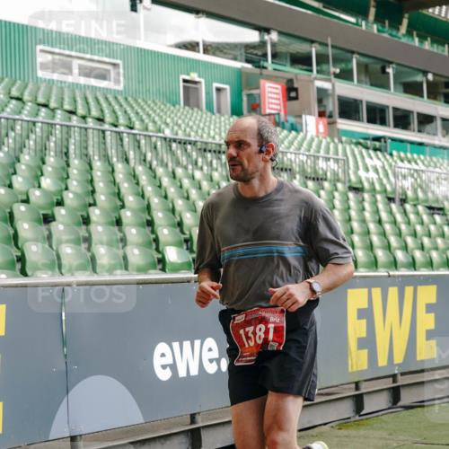 13.09.2026 - 21. swb-Marathon Bremen Michael Burmester http://msf.ph/oto/10438899 13.09.2026 12:41:12 Laufen im Stadion 126, 371, 453, 603, 640, 650, 671, 735, 744, 862, 912, 957, 1136, 1336, 1379, 1381, 1411, 1540, 1571, 1614, 1667, 1797, 1822, 1850, 1860, 1901, 1930, 1950, 2094, 2986, 3624, 4381, 4399, 4795, 4936, 6198, 6201, 6264, 6630, 7118, 7671, 8065, 9065, 9329, 10034, 13080, 13224, 277, 346, 466, 658, 895, 1090, 1118, 1320, 1323, 1385, 1485, 1583, 1604, 1754, 1911, 2073, 2141, 2352, 2585, 2670, 3080, 3606, 3617, 7244, 8729 meine-sportfotos.de