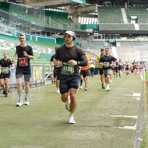 13.09.2026 - 21. swb-Marathon Bremen Michael Burmester http://msf.ph/oto/10439016 13.09.2026 13:06:23 Laufen im Stadion 109, 217, 244, 287, 303, 310, 323, 372, 394, 430, 454, 536, 578, 613, 647, 716, 784, 831, 891, 900, 922, 1073, 1083, 1205, 1243, 1274, 1308, 1365, 1369, 1380, 1437, 1533, 1545, 1574, 1581, 1627, 1823, 1848, 1871, 1909, 1914, 1932, 1938, 2076, 2089, 2090, 2126, 2219, 2241, 2244, 2265, 2275, 2301, 2310, 2355, 2356, 2393, 2440, 2464, 2602, 2699, 2707, 2721, 2742, 2764, 2818, 2902, 2959, 2985, 3030, 3115, 3278, 3444, 3485 meine-sportfotos.de