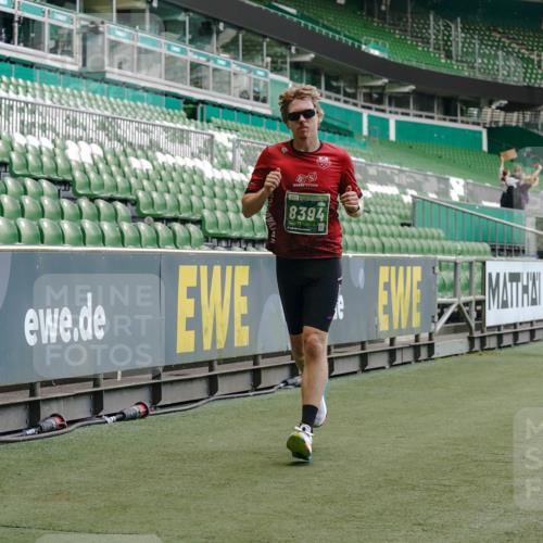 13.09.2026 - 21. swb-Marathon Bremen Michael Burmester http://msf.ph/oto/10439093 13.09.2026 12:41:23 Laufen im Stadion 126, 371, 453, 603, 640, 650, 671, 735, 744, 862, 912, 957, 1136, 1336, 1379, 1381, 1411, 1540, 1571, 1614, 1667, 1797, 1822, 1850, 1860, 1862, 1901, 1930, 1950, 2094, 2986, 3624, 4381, 4399, 4795, 4936, 5672, 6198, 6201, 6264, 7141, 7671, 8065, 8394, 9065, 9329, 13224, 277, 346, 466, 658, 895, 901, 1090, 1118, 1320, 1323, 1385, 1485, 1583, 1604, 1754, 1911, 2073, 2141, 2352, 2585, 2670, 3080, 3606, 3617, 5160, 7244, 8729 meine-sportfotos.de