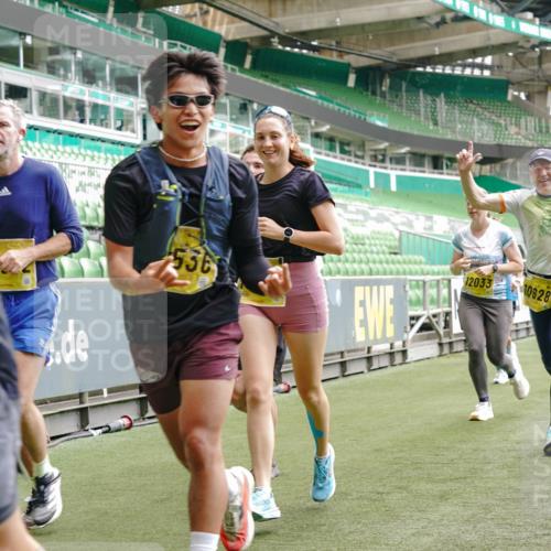 13.09.2026 - 21. swb-Marathon Bremen Michael Burmester http://msf.ph/oto/10439134 13.09.2026 10:27:08 Laufen im Stadion 10096, 10142, 10172, 10210, 10214, 10223, 10228, 10231, 10269, 10289, 10310, 10318, 10319, 10342, 10352, 10393, 10398, 10436, 10445, 10447, 10454, 10464, 10489, 10504, 10514, 10536, 10541, 10566, 10583, 10628, 10638, 10735, 10742, 10744, 10806, 10807, 10846, 10860, 10866, 10873, 10897, 10898, 10917, 10956, 10987, 10992, 11015, 11019, 11060, 11063, 11076, 11088, 11110, 11111, 11130, 11135, 11148, 11155, 11187, 11193, 11199, 11209, 11232, 11279 meine-sportfotos.de