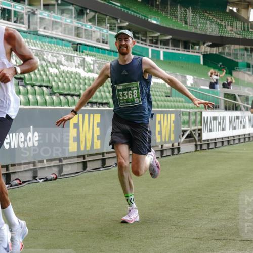 13.09.2026 - 21. swb-Marathon Bremen Michael Burmester http://msf.ph/oto/10439267 13.09.2026 12:41:32 Laufen im Stadion 126, 371, 603, 640, 650, 671, 735, 744, 862, 912, 957, 1136, 1336, 1381, 1411, 1571, 1614, 1667, 1797, 1822, 1850, 1860, 1862, 1901, 1930, 1950, 2094, 2986, 3368, 3624, 4381, 4399, 4795, 4936, 5672, 6198, 6201, 6264, 6929, 6991, 7141, 7671, 8065, 8383, 8394, 9065, 9329, 13224, 277, 346, 466, 658, 895, 901, 1090, 1118, 1248, 1320, 1323, 1385, 1472, 1583, 1587, 1604, 1754, 1911, 2141, 2352, 2585, 2670, 3080, 3606, 3617, 5160, 5163, 8729 meine-sportfotos.de