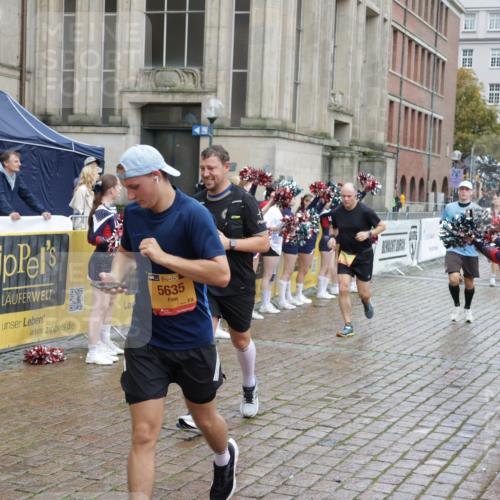 13.09.2026 - Kiel Lauf Yannick Fuchs http://msf.ph/oto/10439396 13.09.2026 11:50:41 Ziel 2063 meine-sportfotos.de