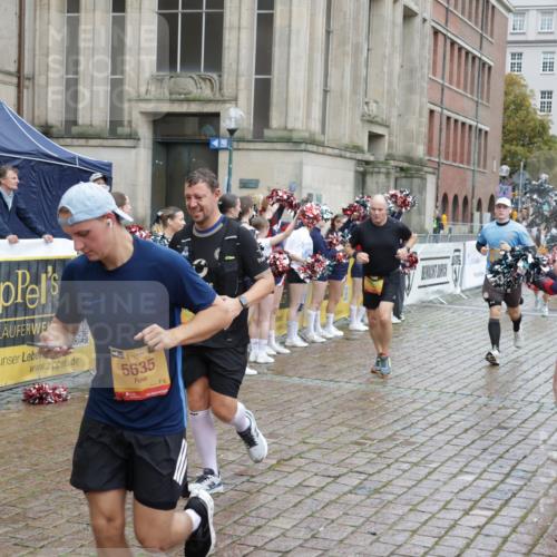 13.09.2026 - Kiel Lauf Yannick Fuchs http://msf.ph/oto/10439401 13.09.2026 11:50:42 Ziel 2063 meine-sportfotos.de