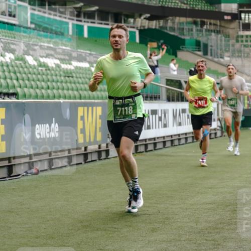 13.09.2026 - 21. swb-Marathon Bremen Michael Burmester http://msf.ph/oto/10439446 13.09.2026 12:41:39 Laufen im Stadion 126, 371, 603, 640, 650, 671, 735, 744, 862, 912, 957, 1136, 1336, 1381, 1411, 1571, 1614, 1619, 1667, 1797, 1822, 1850, 1860, 1862, 1901, 1930, 1950, 2094, 2986, 3368, 3624, 4381, 4399, 4795, 4936, 5672, 6198, 6201, 6264, 6929, 6991, 7141, 7671, 8065, 8383, 8394, 9065, 9329, 13224, 277, 346, 466, 658, 895, 901, 1090, 1118, 1248, 1320, 1323, 1385, 1472, 1576, 1587, 1604, 1717, 1751, 1754, 1911, 2141, 2352, 2585, 2670, 3080, 3606, 5160, 5163, 8729 meine-sportfotos.de