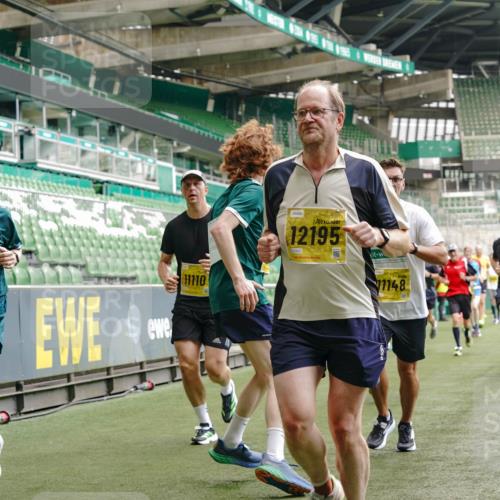13.09.2026 - 21. swb-Marathon Bremen Michael Burmester http://msf.ph/oto/10439500 13.09.2026 10:27:17 Laufen im Stadion 10096, 10142, 10172, 10189, 10210, 10214, 10223, 10228, 10231, 10269, 10289, 10293, 10310, 10318, 10319, 10352, 10393, 10398, 10436, 10445, 10447, 10454, 10464, 10489, 10504, 10508, 10514, 10536, 10541, 10566, 10583, 10594, 10628, 10638, 10735, 10744, 10806, 10807, 10846, 10860, 10866, 10873, 10897, 10898, 10917, 10956, 10987, 10992, 11015, 11060, 11063, 11076, 11110, 11111, 11130, 11135, 11148, 11155, 11187, 11193, 11199, 11209, 11232, 11279 meine-sportfotos.de
