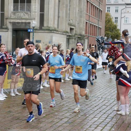 13.09.2026 - Kiel Lauf Yannick Fuchs http://msf.ph/oto/10439501 13.09.2026 11:50:48 Ziel 2063 meine-sportfotos.de