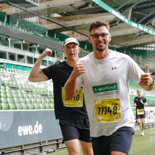13.09.2026 - 21. swb-Marathon Bremen Michael Burmester http://msf.ph/oto/10439587 13.09.2026 10:27:19 Laufen im Stadion 10096, 10142, 10172, 10189, 10210, 10214, 10223, 10228, 10231, 10269, 10289, 10293, 10310, 10318, 10319, 10352, 10393, 10398, 10436, 10445, 10447, 10454, 10464, 10489, 10504, 10508, 10514, 10536, 10541, 10566, 10583, 10594, 10628, 10638, 10735, 10744, 10806, 10807, 10846, 10860, 10866, 10873, 10897, 10898, 10917, 10956, 10987, 10992, 11015, 11060, 11063, 11076, 11110, 11111, 11130, 11135, 11148, 11155, 11187, 11193, 11199, 11209, 11232, 11279 meine-sportfotos.de