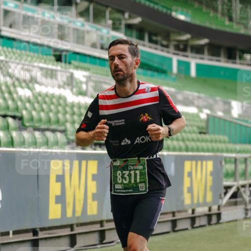 13.09.2026 - 21. swb-Marathon Bremen Michael Burmester http://msf.ph/oto/10439653 13.09.2026 12:41:48 Laufen im Stadion 126, 371, 603, 640, 650, 671, 735, 744, 912, 957, 1009, 1136, 1336, 1381, 1411, 1571, 1614, 1619, 1667, 1797, 1822, 1850, 1860, 1862, 1901, 1930, 2094, 2207, 2986, 3368, 3624, 4381, 4399, 4795, 4936, 5672, 5828, 6198, 6201, 6264, 6929, 6991, 7141, 7671, 8065, 8311, 8383, 8394, 9065, 9329, 13224, 277, 346, 466, 658, 895, 901, 1090, 1118, 1248, 1320, 1323, 1385, 1472, 1576, 1587, 1604, 1717, 1751, 1754, 1758, 1911, 2141, 2352, 2585, 2670, 3080, 3606, 5160, 5163, 5912 meine-sportfotos.de