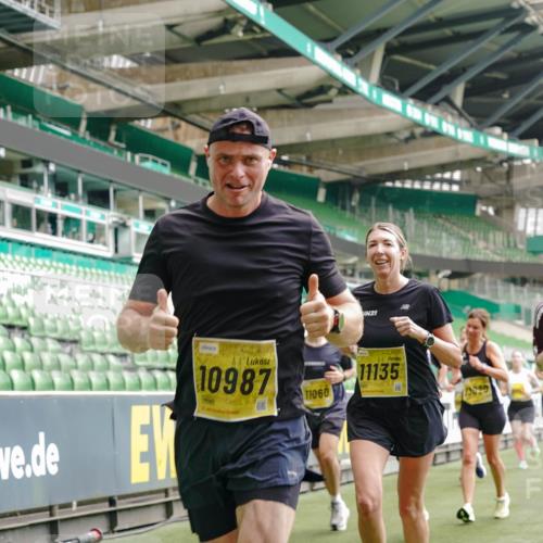 13.09.2026 - 21. swb-Marathon Bremen Michael Burmester http://msf.ph/oto/10439708 13.09.2026 10:27:21 Laufen im Stadion 10096, 10142, 10172, 10189, 10210, 10214, 10223, 10228, 10231, 10269, 10289, 10293, 10310, 10318, 10319, 10329, 10352, 10393, 10398, 10436, 10445, 10447, 10454, 10464, 10489, 10504, 10508, 10514, 10536, 10541, 10566, 10583, 10594, 10628, 10638, 10735, 10744, 10806, 10807, 10846, 10860, 10866, 10873, 10897, 10898, 10917, 10956, 10987, 10992, 11015, 11060, 11063, 11076, 11110, 11111, 11130, 11135, 11148, 11155, 11187, 11193, 11199, 11209, 11232, 11279 meine-sportfotos.de