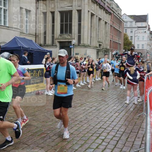 13.09.2026 - Kiel Lauf Yannick Fuchs http://msf.ph/oto/10439801 13.09.2026 11:51:13 Ziel 2063 meine-sportfotos.de