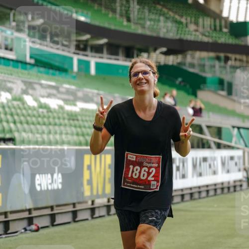 13.09.2026 - 21. swb-Marathon Bremen Michael Burmester http://msf.ph/oto/10439960 13.09.2026 12:42:01 Laufen im Stadion 126, 371, 439, 603, 640, 650, 671, 735, 744, 749, 912, 957, 1009, 1224, 1336, 1381, 1411, 1571, 1614, 1619, 1667, 1712, 1797, 1822, 1850, 1862, 1930, 2094, 2207, 2986, 3368, 3624, 4399, 4795, 4847, 4936, 5672, 5828, 6198, 6264, 6929, 6991, 7141, 8065, 8311, 8383, 8394, 9065, 9120, 9329, 277, 346, 895, 901, 1090, 1118, 1248, 1320, 1323, 1472, 1576, 1587, 1604, 1717, 1751, 1758, 1911, 2141, 2352, 2585, 2670, 3080, 3606, 5160, 5163, 5912 meine-sportfotos.de