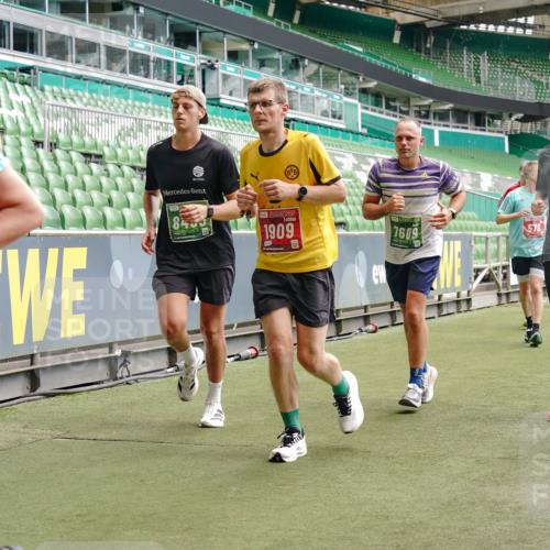 13.09.2026 - 21. swb-Marathon Bremen Michael Burmester http://msf.ph/oto/10440029 13.09.2026 13:06:40 Laufen im Stadion 109, 132, 156, 217, 244, 287, 303, 310, 323, 372, 394, 430, 454, 578, 607, 613, 647, 716, 784, 831, 834, 846, 891, 900, 922, 1073, 1083, 1189, 1205, 1243, 1274, 1308, 1365, 1369, 1380, 1387, 1437, 1533, 1545, 1574, 1581, 1600, 1823, 1841, 1848, 1871, 1909, 1926, 1938, 2070, 2076, 2090, 2219, 2241, 2244, 2265, 2275, 2301, 2310, 2318, 2355, 2356, 2393, 2440, 2464, 2699, 2707, 2721, 2731, 2755, 2818, 2902, 2911, 2960, 3030, 3115, 3278, 3444, 3485 meine-sportfotos.de